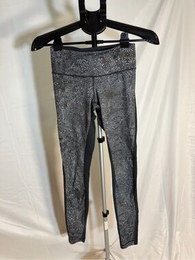 lululemon athletica Black & Gray Patterned Leggings
